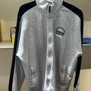 Oversized zip up grey hoodie